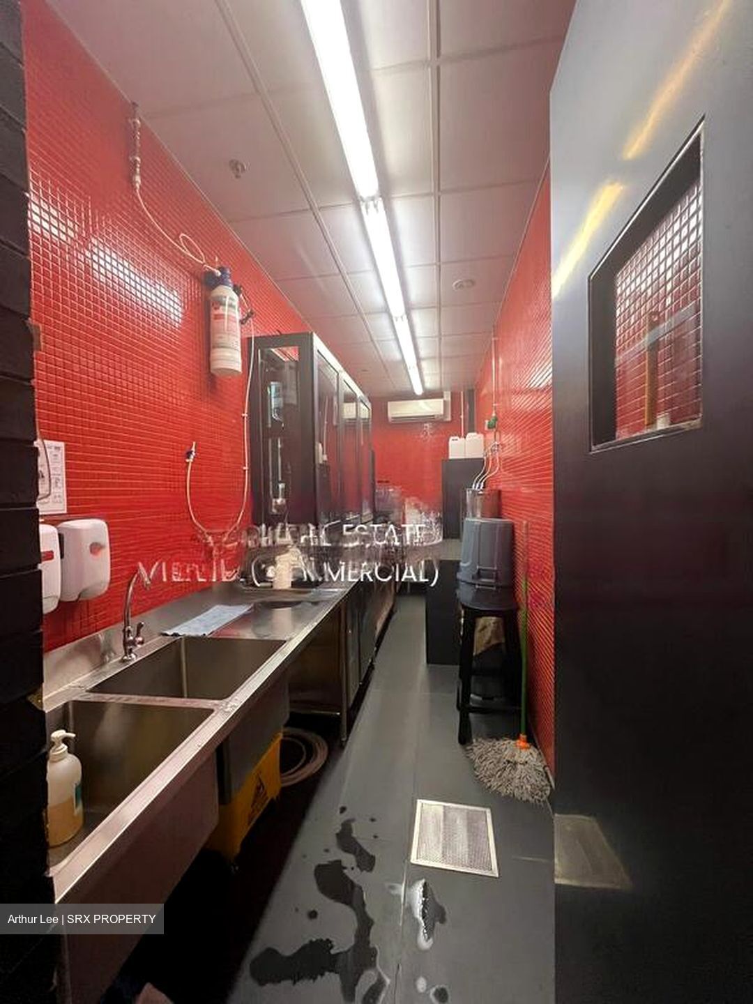 Bartley MRT (D19), Retail #598675531